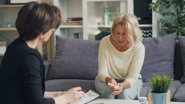 What It Really Felt Like to Spend My Days in a Partial Hospitalization Program